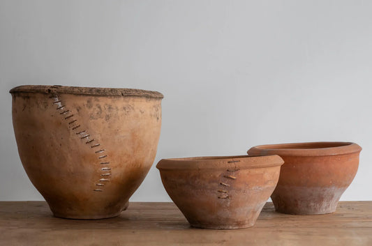 19TH CENTURY ARAGONESE VESSELS