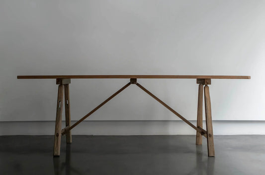 COUNTRY CONSOLE