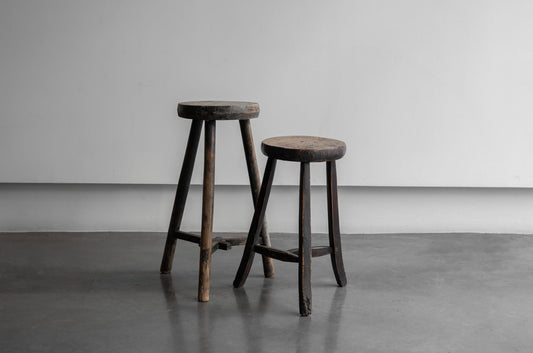 Taburetes en madera de Olmo