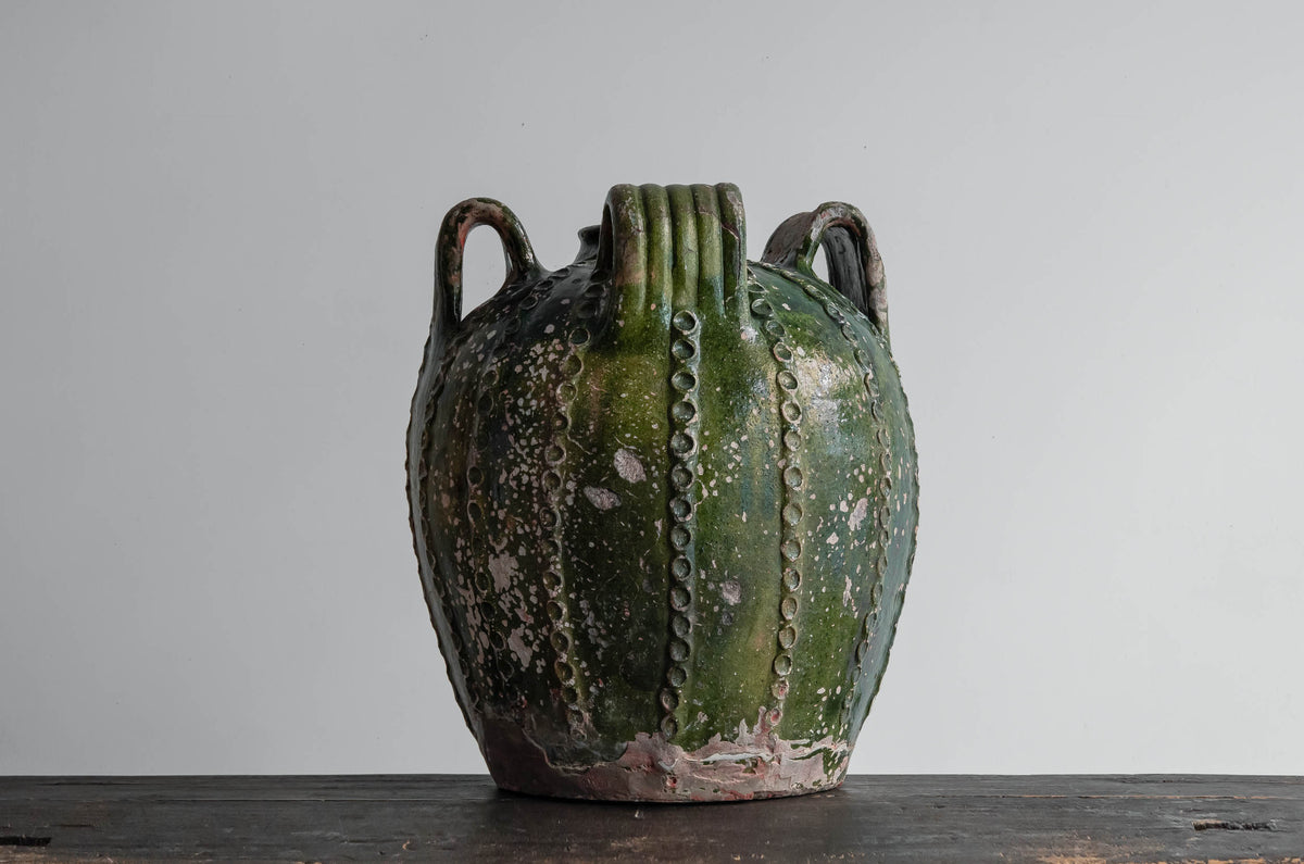 Jarra de terracota esmaltada en verde