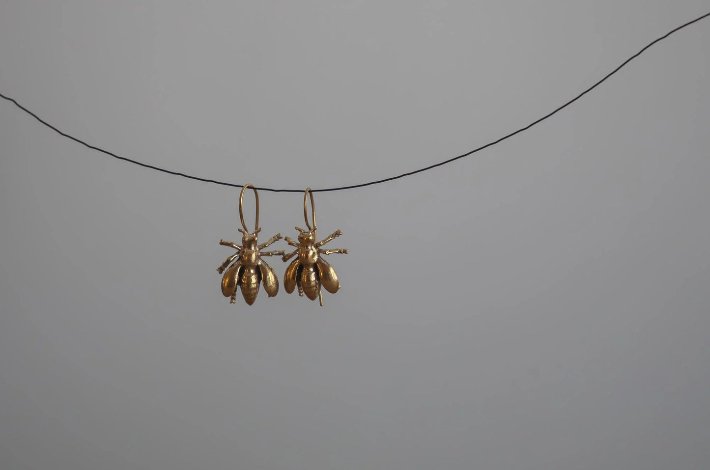 BOUCLES D'OREILLES AVEC PERLE