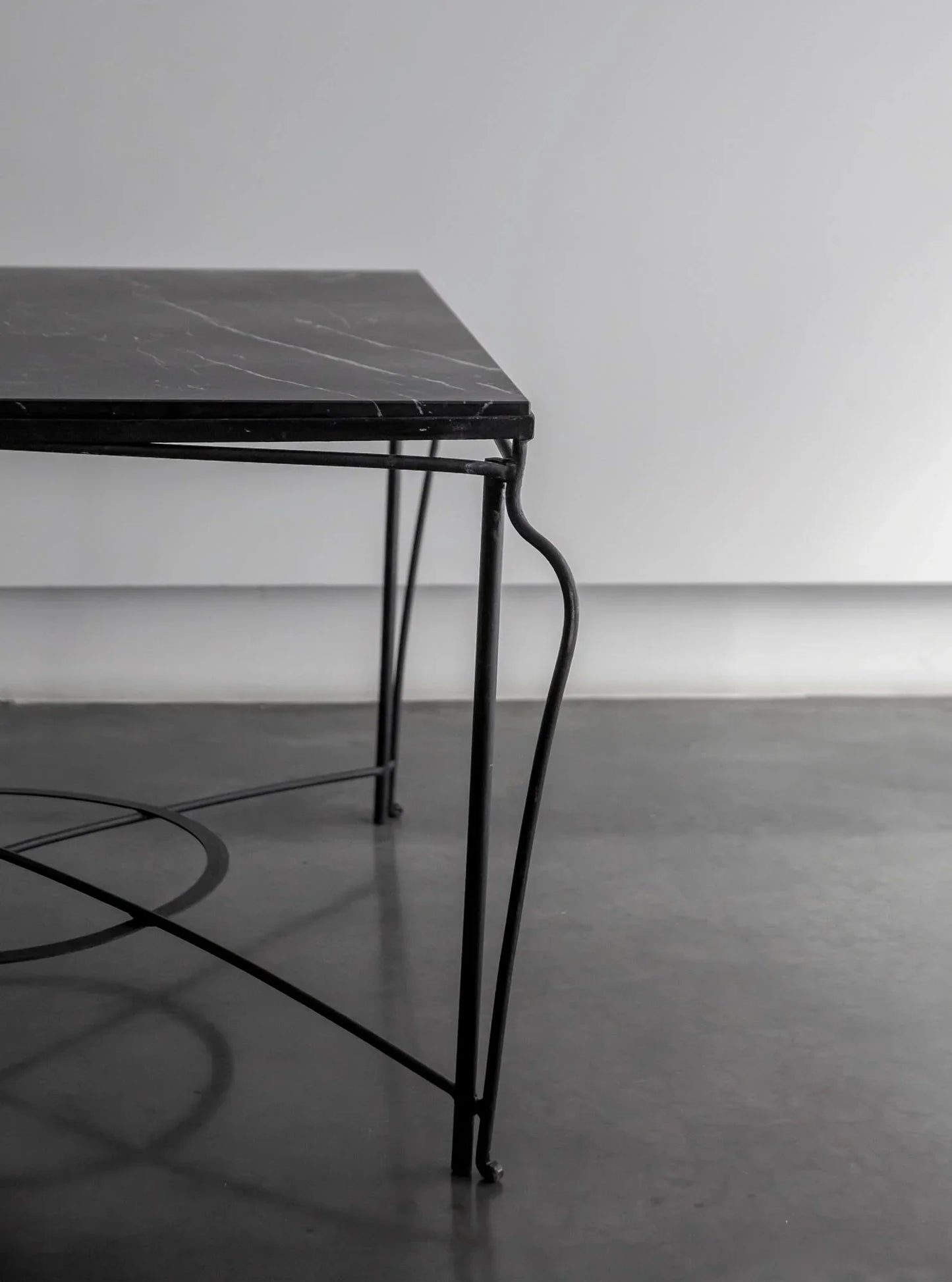 MESA DE ESTILO RECONSTRUCTION