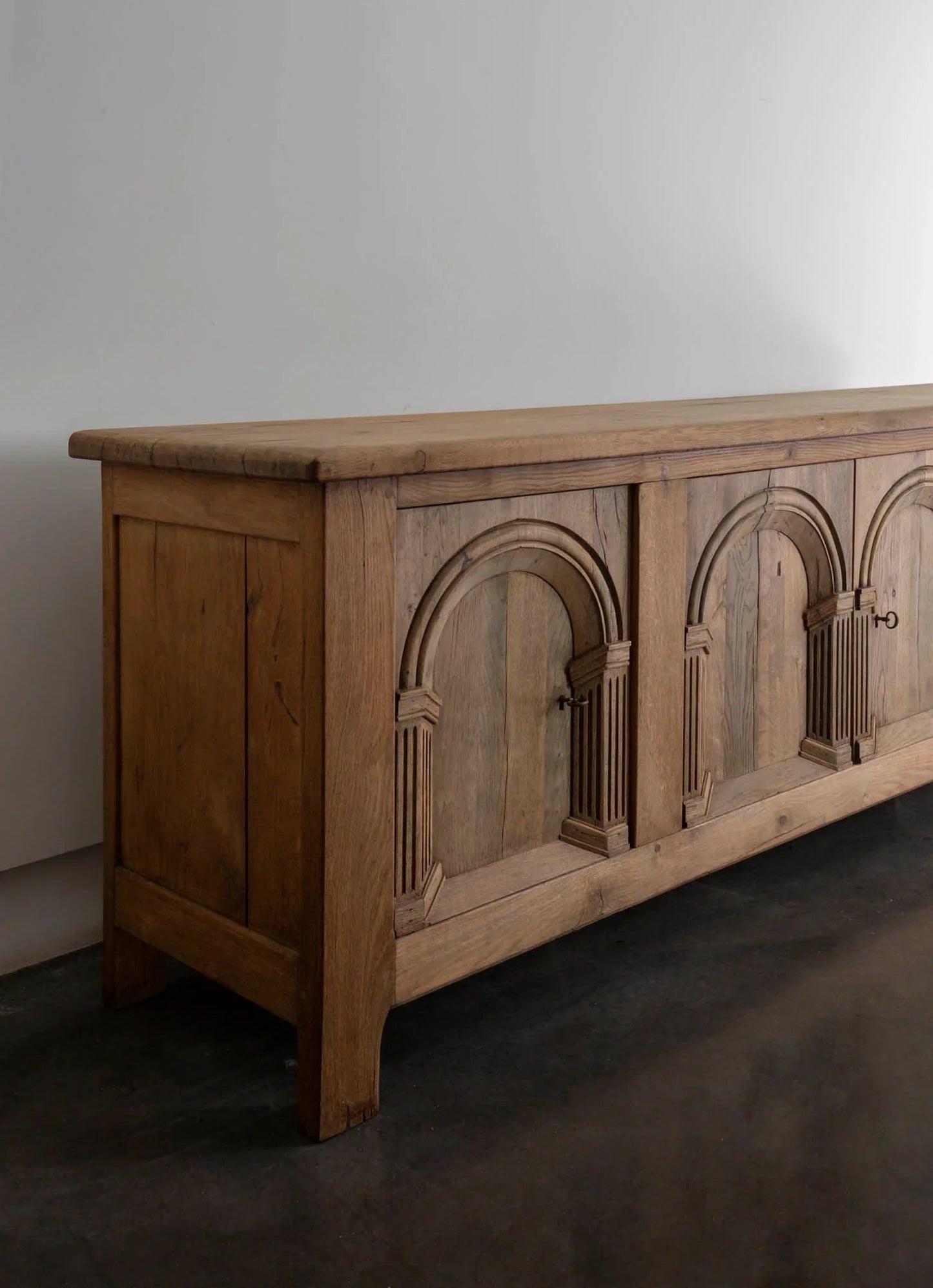 BUFFET SCULPTÉ