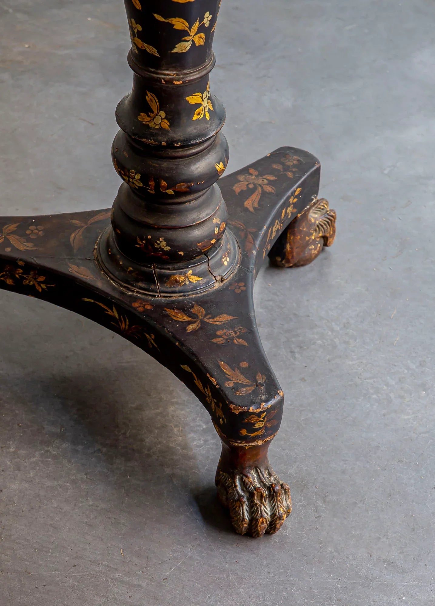 MESA CHINOISERIE