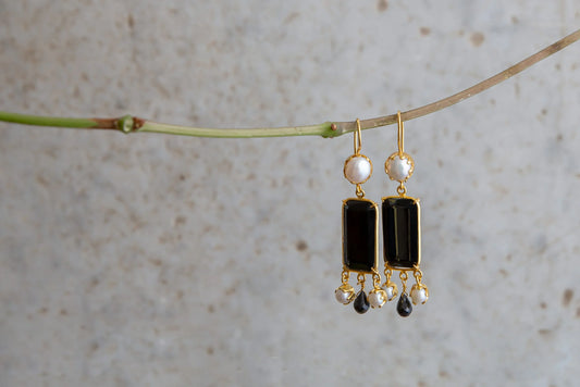 BLACK ONYX EARRINGS