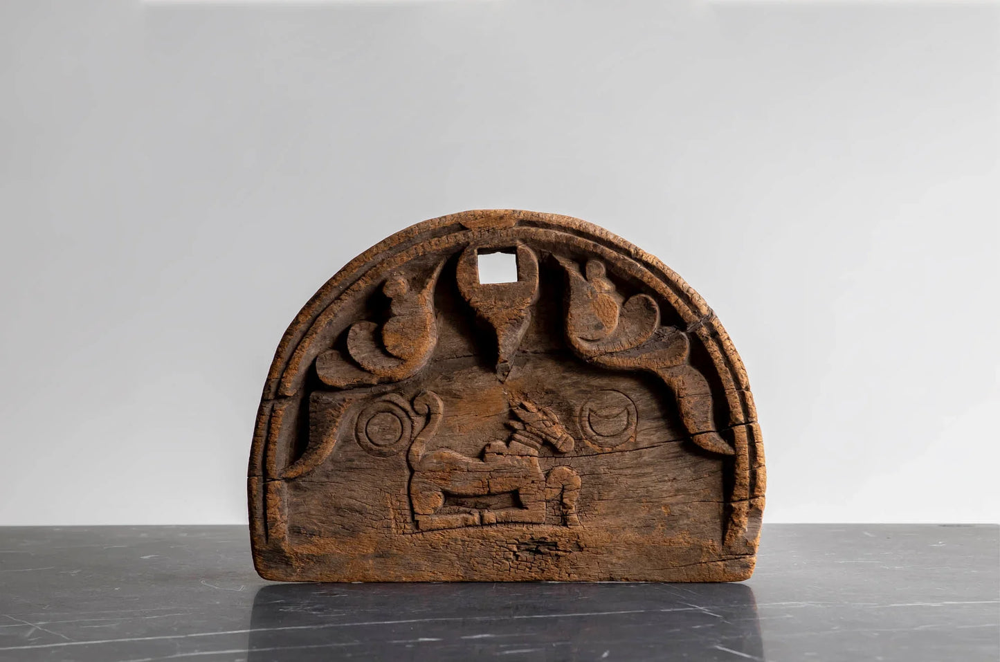 HINDU VOTIVE CARVING