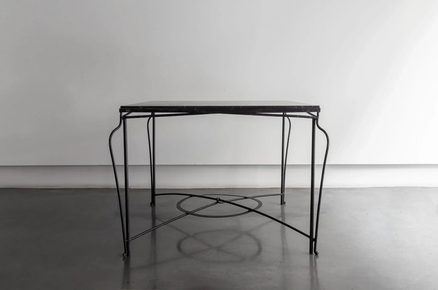 MESA DE ESTILO RECONSTRUCTION