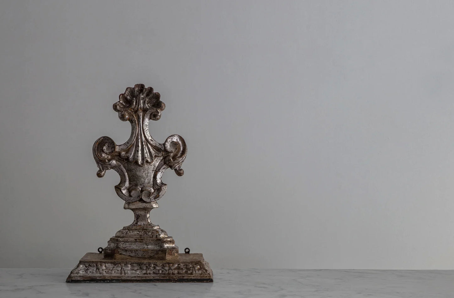 FINISHING OF THE LATE BAROQUE FRAME OF NOTO