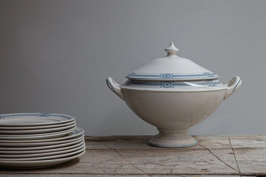 EARTHENWARE TABLEWARE